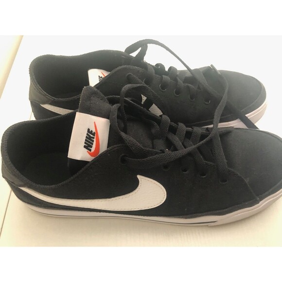 Athletic_Shoes